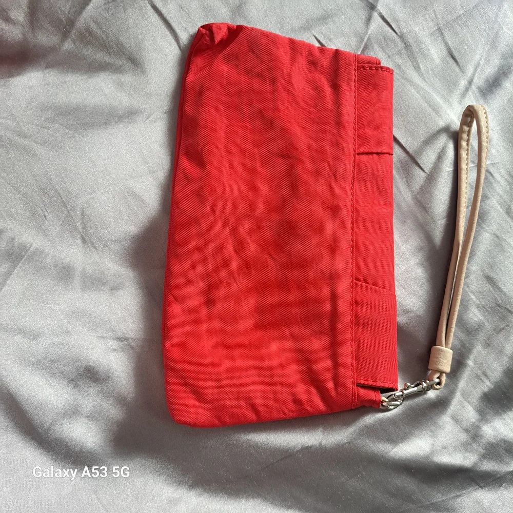 MultiSac Red Wristlet Clutch